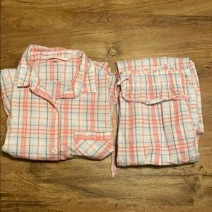 Victoria’s Secret sleep wear set size medium